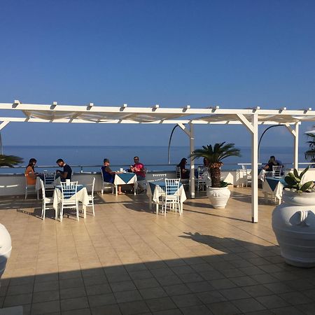 La Porta Del Mare Hotel โตรเปอา ภายนอก รูปภาพ