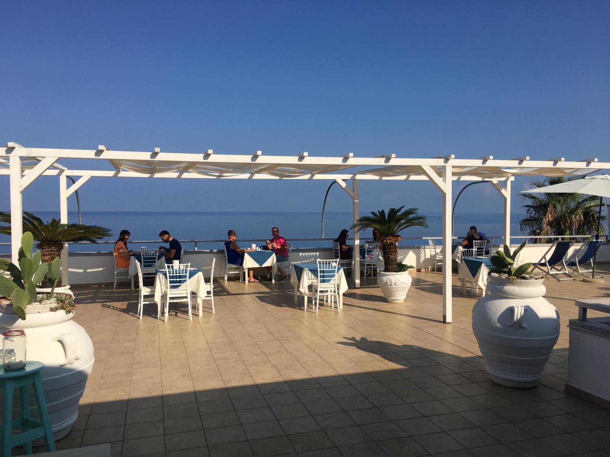 La Porta Del Mare Hotel โตรเปอา ภายนอก รูปภาพ