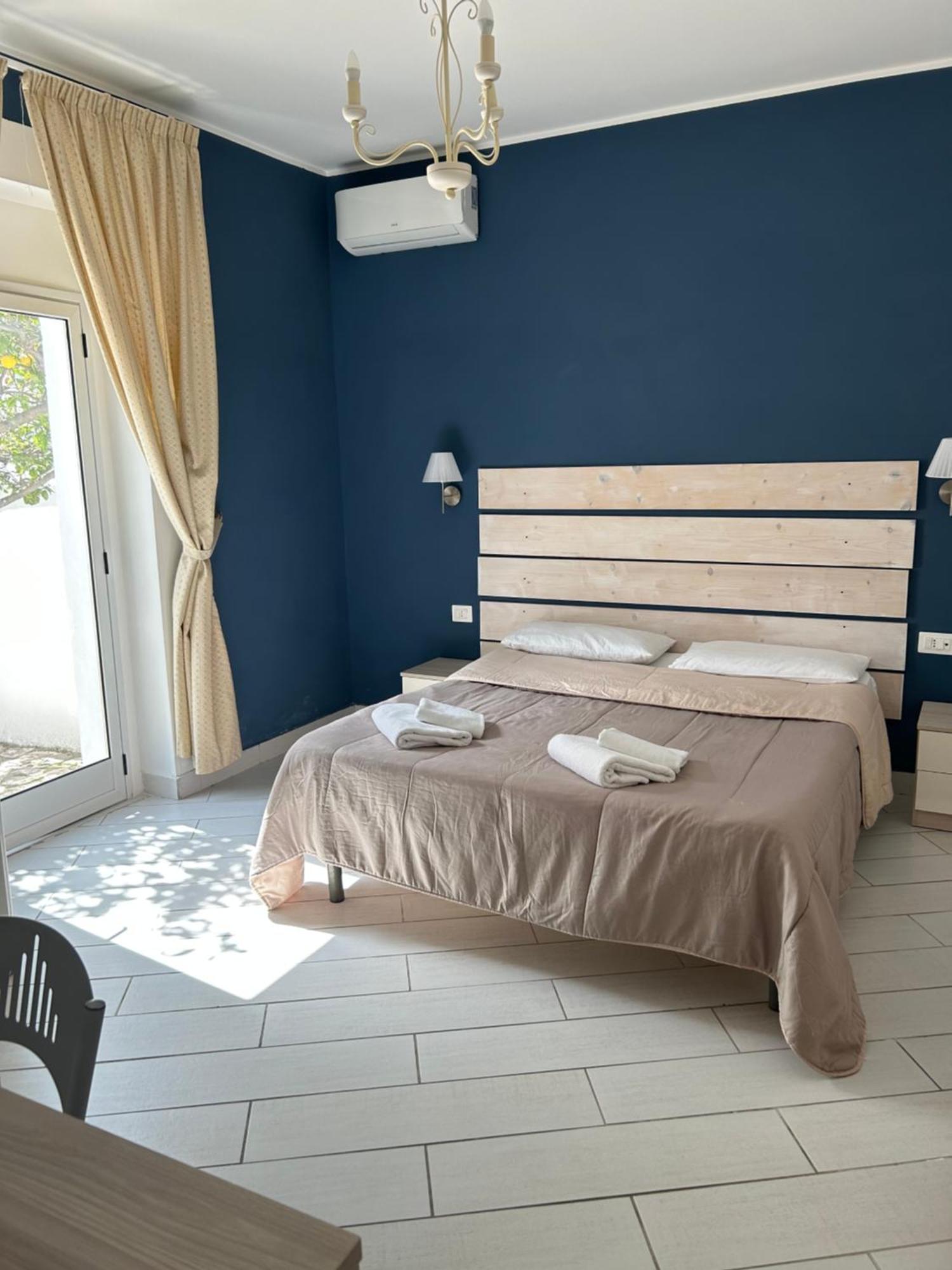 La Porta Del Mare Hotel โตรเปอา ภายนอก รูปภาพ