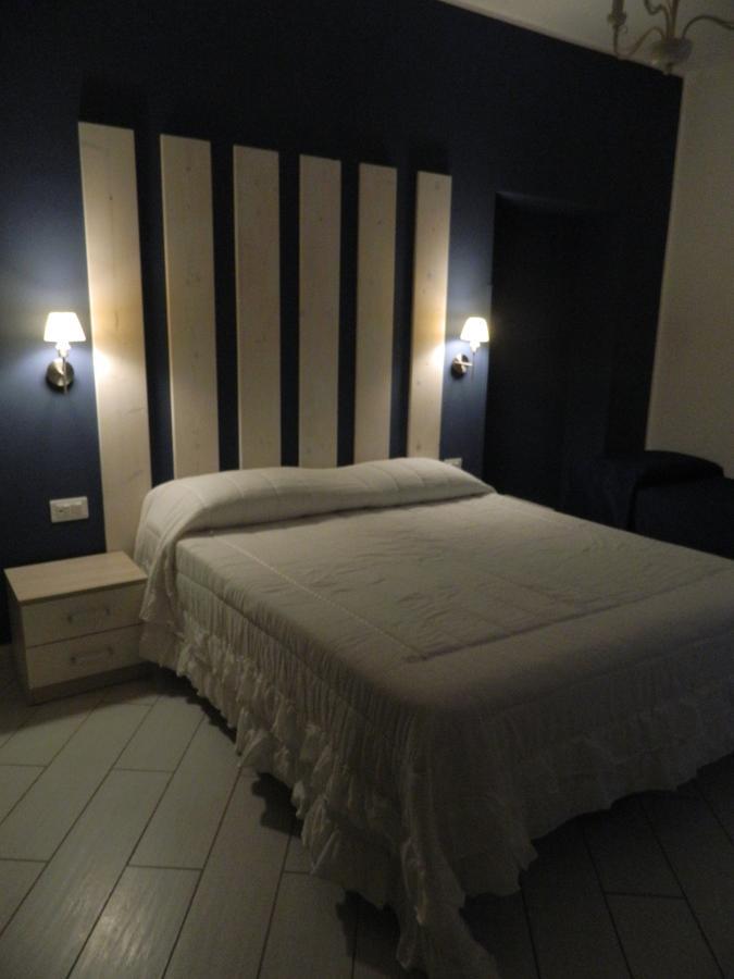 La Porta Del Mare Hotel โตรเปอา ภายนอก รูปภาพ
