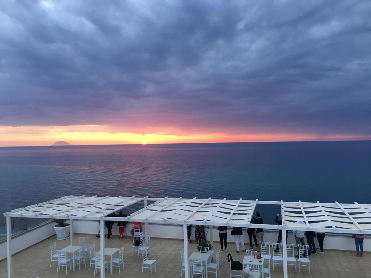 La Porta Del Mare Hotel โตรเปอา ภายนอก รูปภาพ