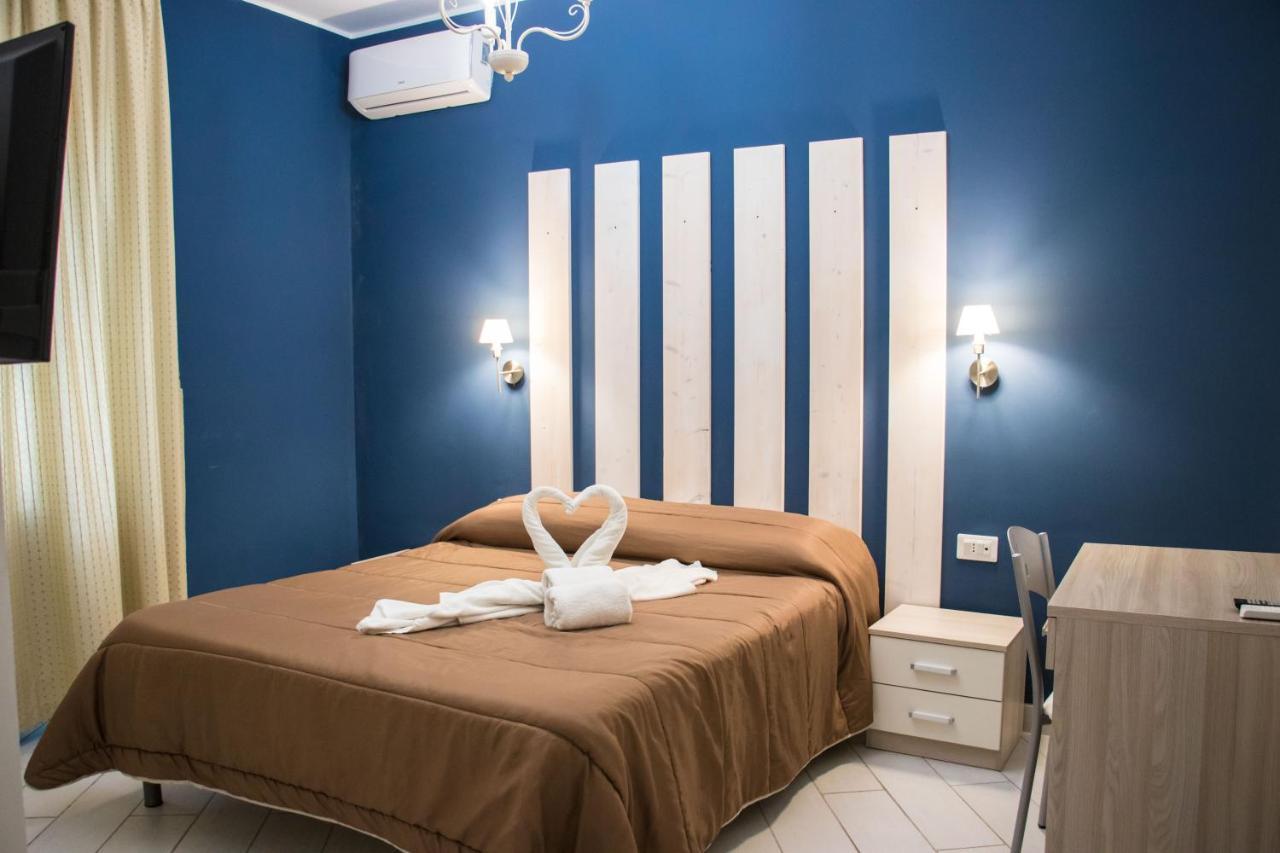 La Porta Del Mare Hotel โตรเปอา ภายนอก รูปภาพ